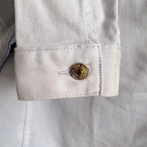 MICHAEL KORS NWOT Women’s Denim Jean Jacket Stretch Gold Button Lavender, Size L - Picture 4 of 9